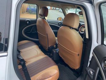 MINI Countryman 2.0 Cooper D SUV 5dr Diesel Auto Euro 6 (112 ps)