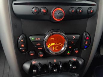 MINI Countryman 2.0 Cooper D SUV 5dr Diesel Auto Euro 6 (112 ps)