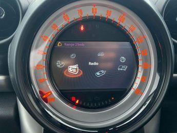 MINI Countryman 2.0 Cooper D SUV 5dr Diesel Auto Euro 6 (112 ps)