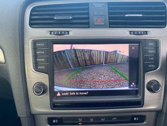 Volkswagen Golf 1.2 TSI BlueMotion Tech S Hatchback 5dr Petrol DSG Euro 5 (s/s) 