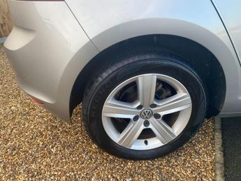 Volkswagen Golf 1.2 TSI BlueMotion Tech S Hatchback 5dr Petrol DSG Euro 5 (s/s) 
