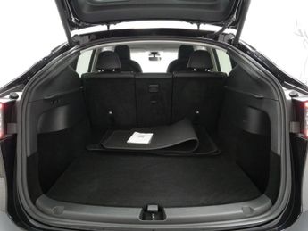 Tesla Model Y (Dual Motor) Performance Auto 4WDE 5dr