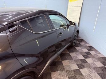 Toyota C-HR 1.8 VVT-h Design CVT Euro 6 (s/s) 5dr