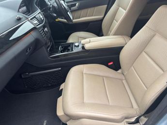 Mercedes-Benz E Class 2.1 E250 CDI BlueEfficiency Avantgarde Estate 5dr Diesel Tiptron