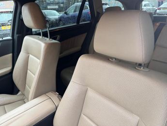 Mercedes-Benz E Class 2.1 E250 CDI BlueEfficiency Avantgarde Estate 5dr Diesel Tiptron