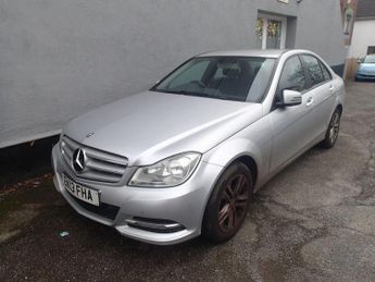 Mercedes C Class 1.6 C180 BlueEfficiency Executive SE G-Tronic+ Euro 5 (s/s) 4dr