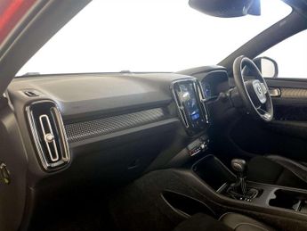 Volvo XC40 1.5 T3 R-Design SUV 5dr Petrol Manual Euro 6 (s/s) (163 ps)