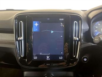 Volvo XC40 1.5 T3 R-Design SUV 5dr Petrol Manual Euro 6 (s/s) (163 ps)