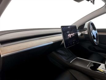 Tesla Model 3 Saloon 4dr Electric Auto RWD (241 bhp)