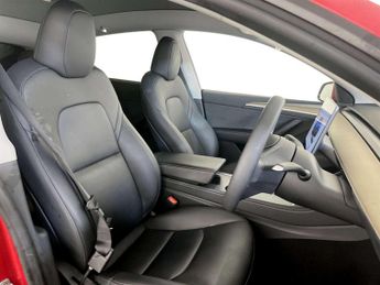 Tesla Model Y (Dual Motor) Long Range SUV 5dr Electric Auto 4WDE (384 bhp)