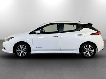 Nissan Leaf 40kWh Acenta Hatchback 5dr Electric Auto (150 ps)