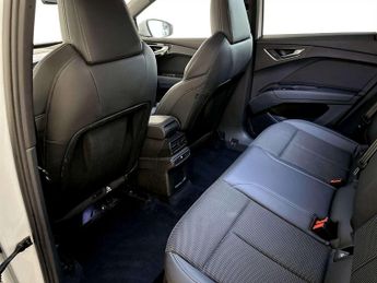Audi Q4 e-tron 40 S line SUV 5dr Electric Auto 82kWh (204 ps)