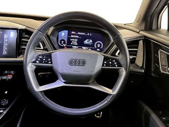 Audi Q4 e-tron 40 S line SUV 5dr Electric Auto 82kWh (204 ps)