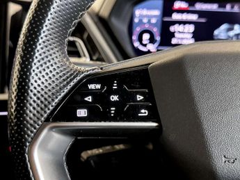 Audi Q4 e-tron 40 S line SUV 5dr Electric Auto 82kWh (204 ps)