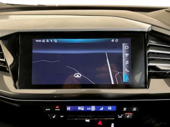 Audi Q4 e-tron 40 S line SUV 5dr Electric Auto 82kWh (204 ps)