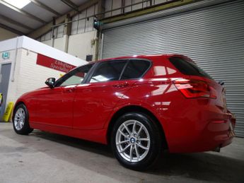 BMW 1 Series 1.6 118i SE Auto Euro 6 (s/s) 5dr