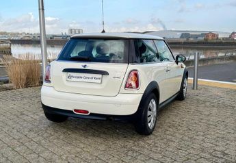 MINI Hatch 1.6 One Steptronic Euro 5 3dr