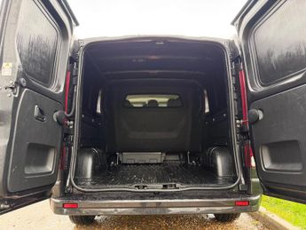 Renault Trafic 2.0 dCi Blue LL30 Sport+ Crew Van EDC L2 H1 Euro 6 (s/s) 6dr