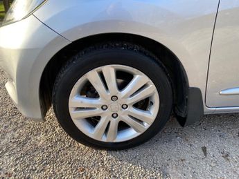 Honda Jazz 1.4 i-VTEC ES Plus CVT Euro 5 5dr