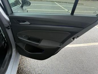 Volkswagen Golf 2.0 TDI Style DSG Euro 6 (s/s) 5dr
