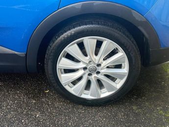 Vauxhall Grandland X 1.6 13.2kWh Ultimate Nav Auto 4WD Euro 6 (s/s) 5dr Hybrid4