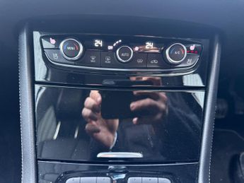 Vauxhall Grandland X 1.6 13.2kWh Ultimate Nav Auto 4WD Euro 6 (s/s) 5dr Hybrid4