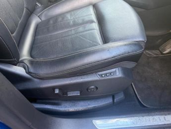 Vauxhall Grandland X 1.6 13.2kWh Ultimate Nav Auto 4WD Euro 6 (s/s) 5dr Hybrid4