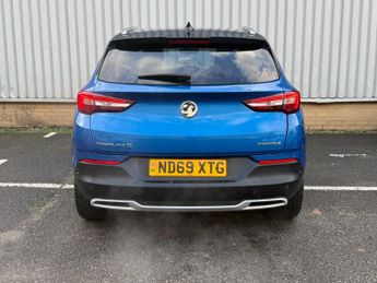Vauxhall Grandland X 1.6 13.2kWh Ultimate Nav Auto 4WD Euro 6 (s/s) 5dr Hybrid4