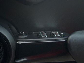 MINI Hatch 1.5 Cooper Steptronic Euro 6 (s/s) 5dr