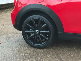 MINI Hatch 1.5 Cooper Steptronic Euro 6 (s/s) 5dr