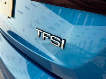 Audi Q3 1.4 TFSI CoD SE S Tronic Euro 6 (s/s) 5dr