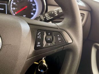 Vauxhall Astra 1.5 Turbo D SE Sports Tourer 5dr Diesel Manual Euro 6 (s/s) (105