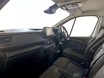 Renault Trafic 2.0 dCi Blue SL28 Business+ Panel Van 5dr Diesel Manual L1 H1 Eu