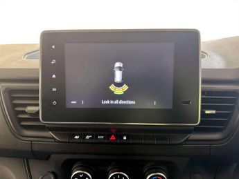 Renault Trafic 2.0 dCi Blue SL28 Business+ Panel Van 5dr Diesel Manual L1 H1 Eu