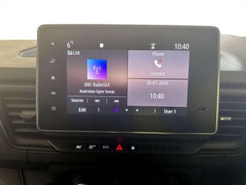 Renault Trafic 2.0 dCi Blue SL28 Business+ Panel Van 5dr Diesel Manual L1 H1 Eu