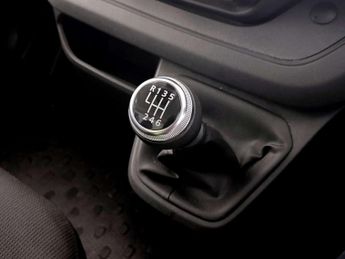 Renault Trafic 2.0 dCi Blue SL28 Business+ Panel Van 5dr Diesel Manual L1 H1 Eu