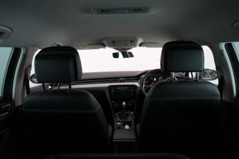 Volkswagen Passat 1.5 TSI EVO SEL DSG Euro 6 (s/s) 5dr