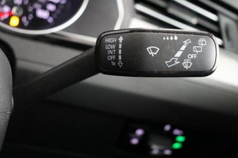 Volkswagen Passat 1.5 TSI EVO SEL DSG Euro 6 (s/s) 5dr