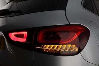 Mercedes-Benz GLA 1.3 GLA250e 15.6kWh Exclusive Edition 8G-DCT Euro 6 (s/s) 5dr