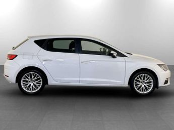 SEAT Leon 1.6 TDI SE Dynamic Technology Hatchback 5dr Diesel Manual Euro 6