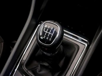 Skoda Karoq 1.0 TSI GPF SE SUV 5dr Petrol Manual Euro 6 (s/s) (115 ps)