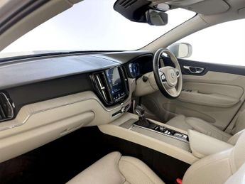 Volvo XC60 2.0 D5 PowerPulse Inscription SUV 5dr Diesel Auto AWD Euro 6 (s/