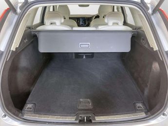 Volvo XC60 2.0 D5 PowerPulse Inscription SUV 5dr Diesel Auto AWD Euro 6 (s/