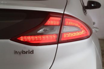 Hyundai IONIQ 1.6 h-GDi Premium SE DCT Euro 6 (s/s) 5dr