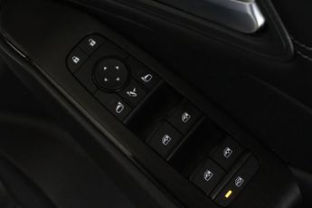 Nissan Qashqai 1.3 DIG-T MHEV Acenta Premium XTRON Euro 6 (s/s) 5dr