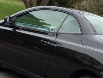 Nissan Micra C+C 1.6 Essenza 2dr