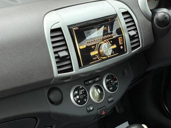 Nissan Micra C+C 1.6 Essenza 2dr