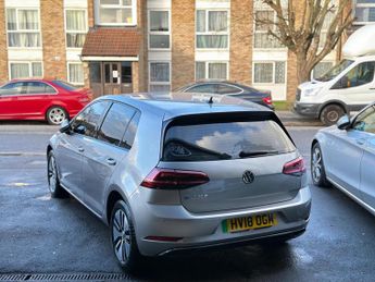 Volkswagen e-Golf 35.8kWh e-Golf Auto 5dr