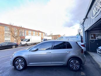 Volkswagen e-Golf 35.8kWh e-Golf Auto 5dr