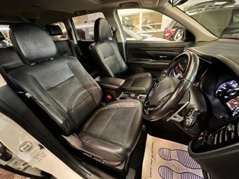 Mitsubishi Outlander 2.2 DI-D 4 Auto 4WD Euro 6 5dr